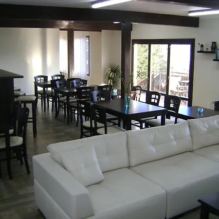 Villa Miza Shtarkelovo Gnezdo