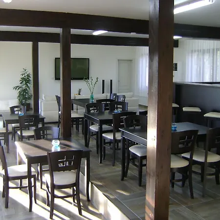 Villa Miza Shtarkelovo Gnezdo