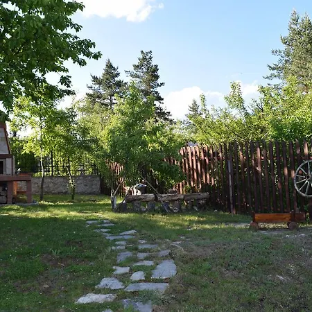 Villa Miza Shtarkelovo Gnezdo